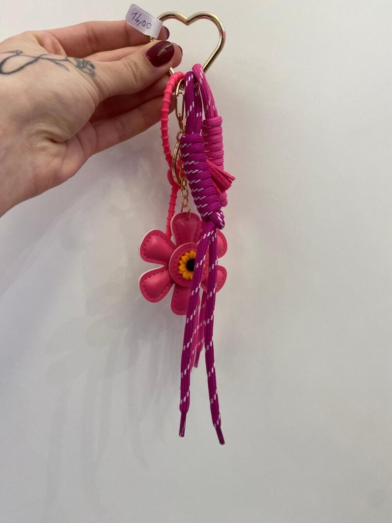 charm flower- fuxia
